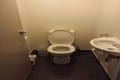 Photo of property in 3d/6 Piwakawaka Street, Eden Terrace, Auckland, 1010