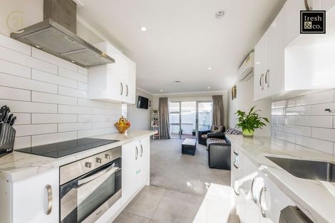 Photo of property in 2/29 South Street, Papakura, 2110