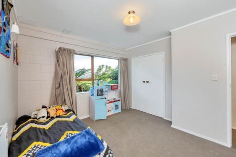 Photo of property in 1/2a Carlisle Road, Browns Bay, Auckland, 0630