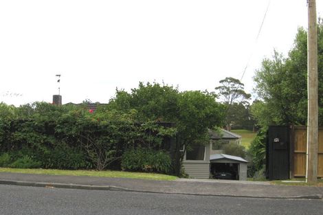 Photo of property in 87 Selwyn Crescent, Forrest Hill, Auckland, 0620