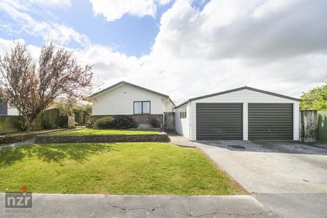 Photo of property in 146 Hillcrest Drive, Kelvin Grove, Palmerston North, 4414
