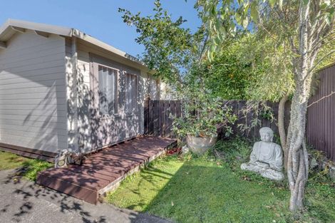 Photo of property in 16 Maunder Street, Marton, 4710