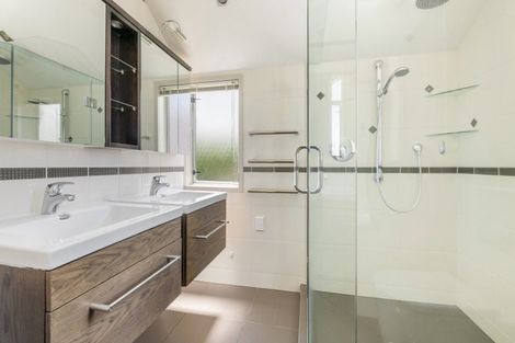 Photo of property in 107 Deep Creek Road, Torbay, Auckland, 0630