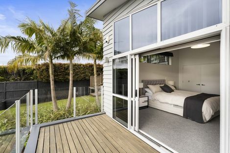Photo of property in 9 Saint Maroun Rise, The Gardens, Auckland, 2105