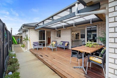 Photo of property in 21 Batty Street, Papamoa Beach, Papamoa, 3118