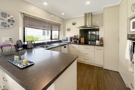 Photo of property in 45 Stewart Crescent, Hokowhitu, Palmerston North, 4410