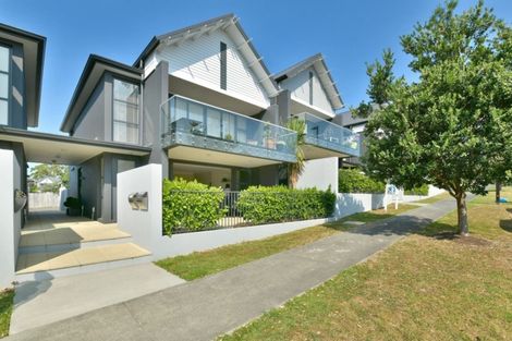 Photo of property in 9a Botanical Drive, Silverdale, 0932