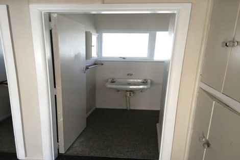 Photo of property in 196 Lincoln Road, Addington, Christchurch, 8024