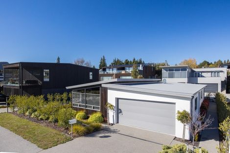 Photo of property in 126 Warren Street, Wanaka, 9305