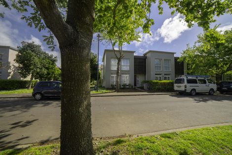 Photo of property in 16 Reins Road, Takanini, 2112