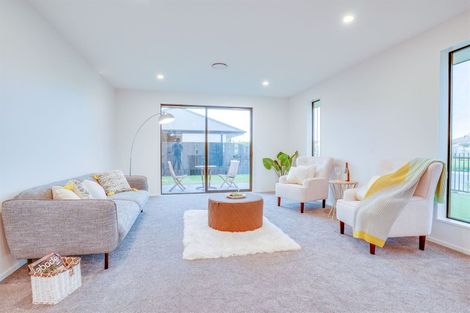 Photo of property in 32 Stationmasters Way, Prebbleton, 7604