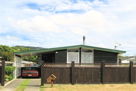 Photo of property in 27 Kiwi Street, Heretaunga, Upper Hutt, 5018