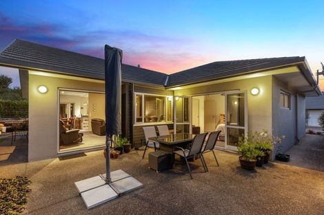 Photo of property in 43 Bridgewater Way, Pyes Pa, Tauranga, 3112