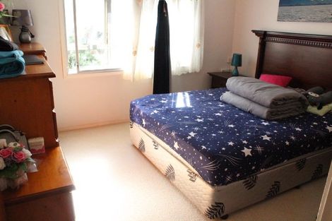 Photo of property in 1/274 Bucklands Beach Road, Bucklands Beach, Auckland, 2012