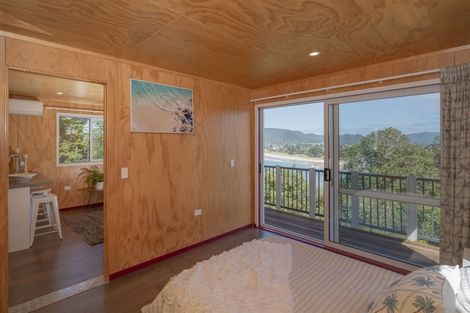 Photo of property in 185 Paku Drive, Tairua, 3508