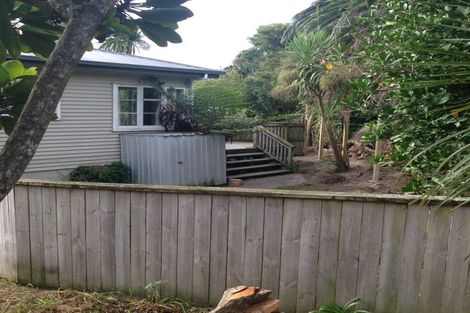 Photo of property in 11a Philson Terrace, Browns Bay, Auckland, 0630