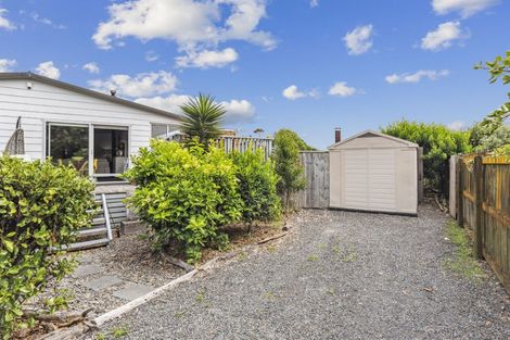 Photo of property in 8 Norna Grove, Waikawa Beach, Levin, 5573
