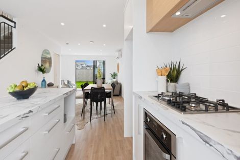 Photo of property in 16 Orford Lane, Takanini, 2112