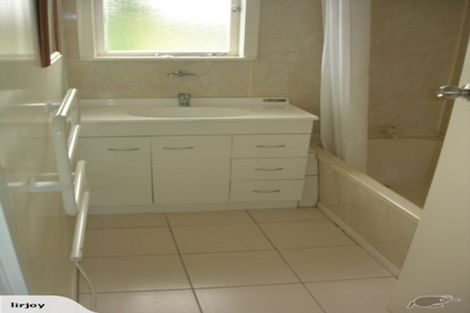 Photo of property in 1/46 Elliott Avenue, Bayview, Auckland, 0629