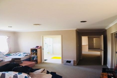 Photo of property in 143 Cyril French Drive, Flat Bush, Auckland, 2016