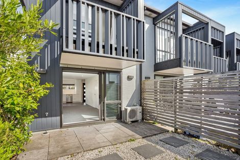 Photo of property in 41 Carder Court, Hobsonville, Auckland, 0618