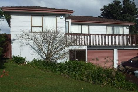 Photo of property in 19 Ransom Smyth Drive, Goodwood Heights, Auckland, 2105