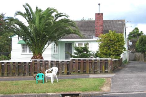 Photo of property in 1/42 Fruitvale Road, New Lynn, Auckland, 0600