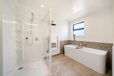 Photo of property in 36b Shakespeare Avenue, Trentham, Upper Hutt, 5018