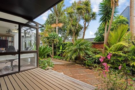 Photo of property in 3/41 Rawhiti Road, One Tree Hill, Auckland, 1061