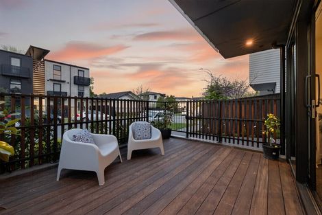 Photo of property in 212 Peterborough Street, Christchurch Central, Christchurch, 8013