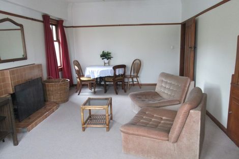 Photo of property in Zena Court, 8/11 Dufferin Street, Mount Victoria, Wellington, 6021