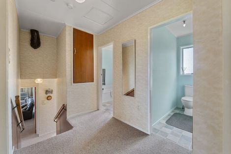 Photo of property in 155 Cross Road, Lepperton, New Plymouth, 4373