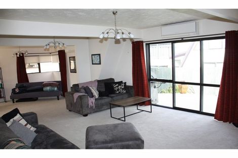 Photo of property in 12 Eureka Place, Parahaki, Whangarei, 0112
