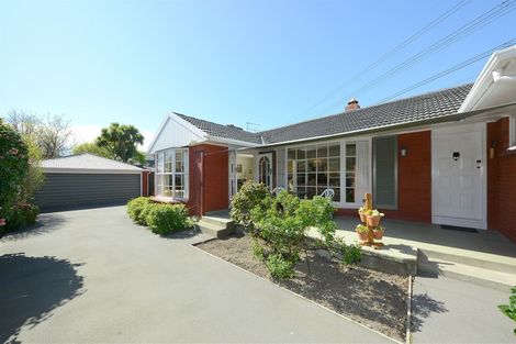 Photo of property in 22 Ambleside Drive, Burnside, Christchurch, 8053