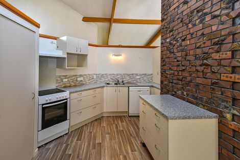 Photo of property in 350c Great South Road, Opaheke, Papakura, 2113