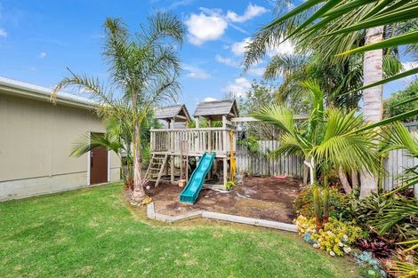 Photo of property in 4 Snowden Place, Opaheke, Papakura, 2113