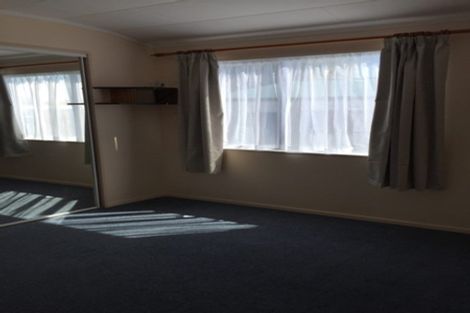 Photo of property in 37 Porritt Place, Waipukurau, 4200