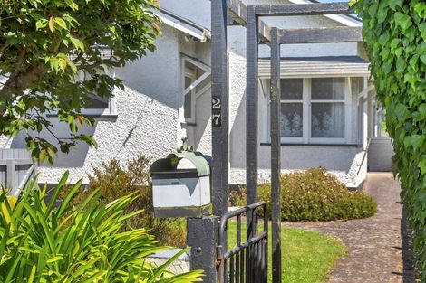 Photo of property in 27 Chester Street, Waverley, 4510