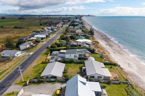 Photo of property in 171 Pukehina Parade, Pukehina, 3189