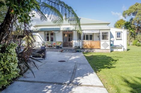 Photo of property in 217 Muhunoa Road West, Ohau, Levin, 5570