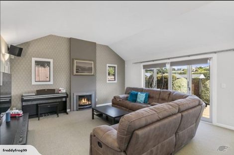Photo of property in 19 Navigation Drive, Whitby, Porirua, 5024