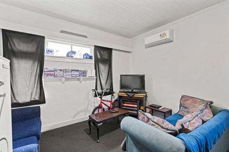 Photo of property in 8 Gurr Place, Aramoho, Whanganui, 4500