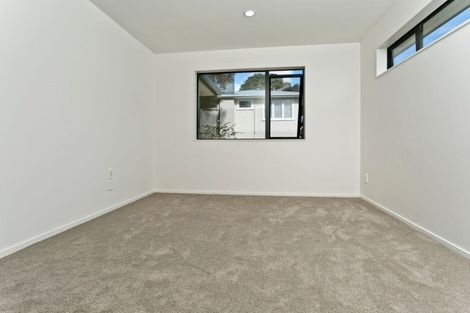 Photo of property in 62a Verran Road, Birkdale, Auckland, 0626