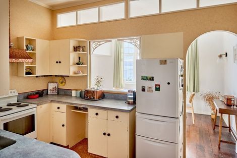 Photo of property in 54 Ferry Road, Days Bay, Lower Hutt, 5013