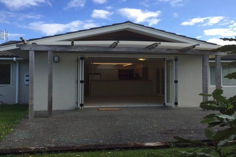 Photo of property in 19 Coventry Way, Long Bay, Auckland, 0630