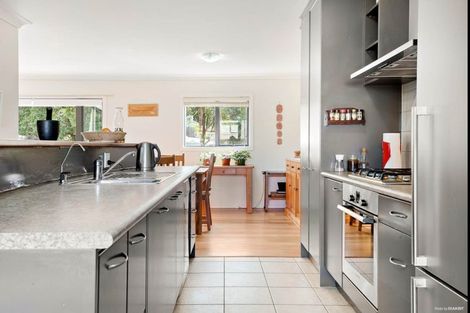 Photo of property in 3/7 Belle Verde Drive, Sunnynook, Auckland, 0630