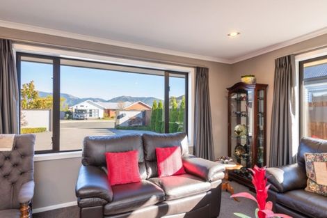 Photo of property in 27 Kitakita Grove, Motueka, 7120