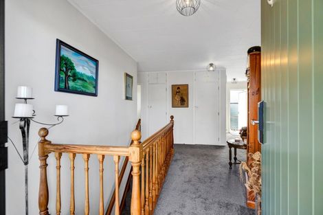 Photo of property in 4 Bronte Place, Whalers Gate, New Plymouth, 4310