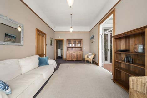 Photo of property in 44 Evans Bay Parade, Roseneath, Wellington, 6021