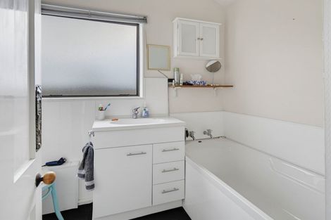 Photo of property in 86 Moana View Road, Waikawa, Picton, 7220